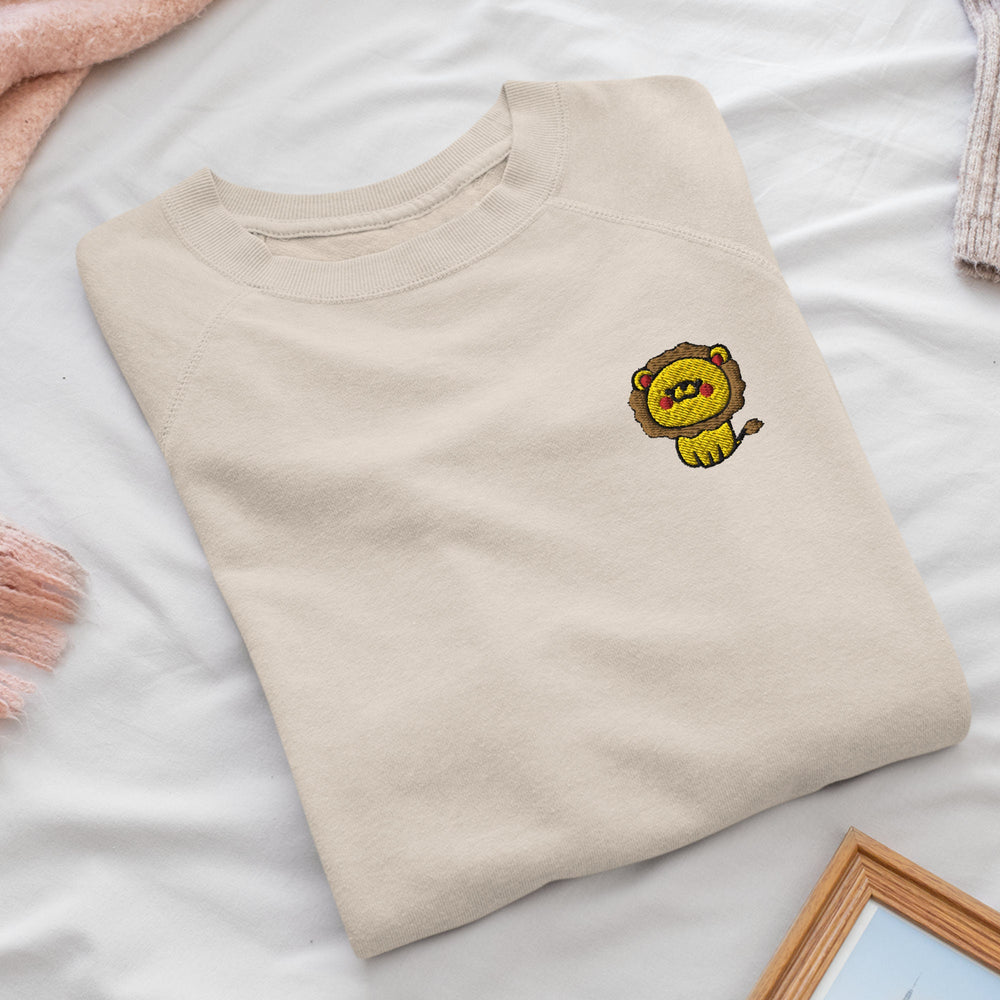a t - shirt with a picture of a teddy bear on it