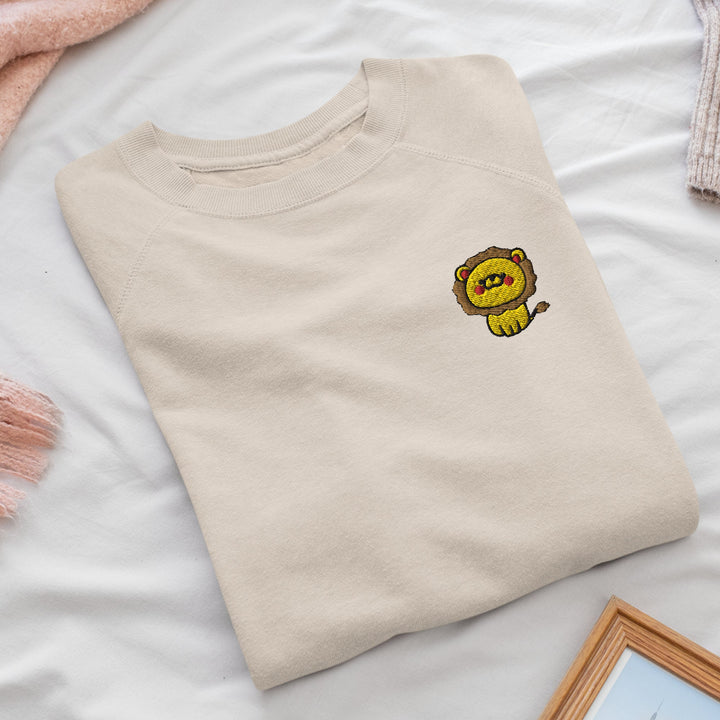 a t - shirt with a picture of a teddy bear on it