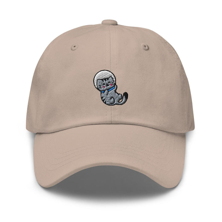 a baseball cap with a cartoon cat on it