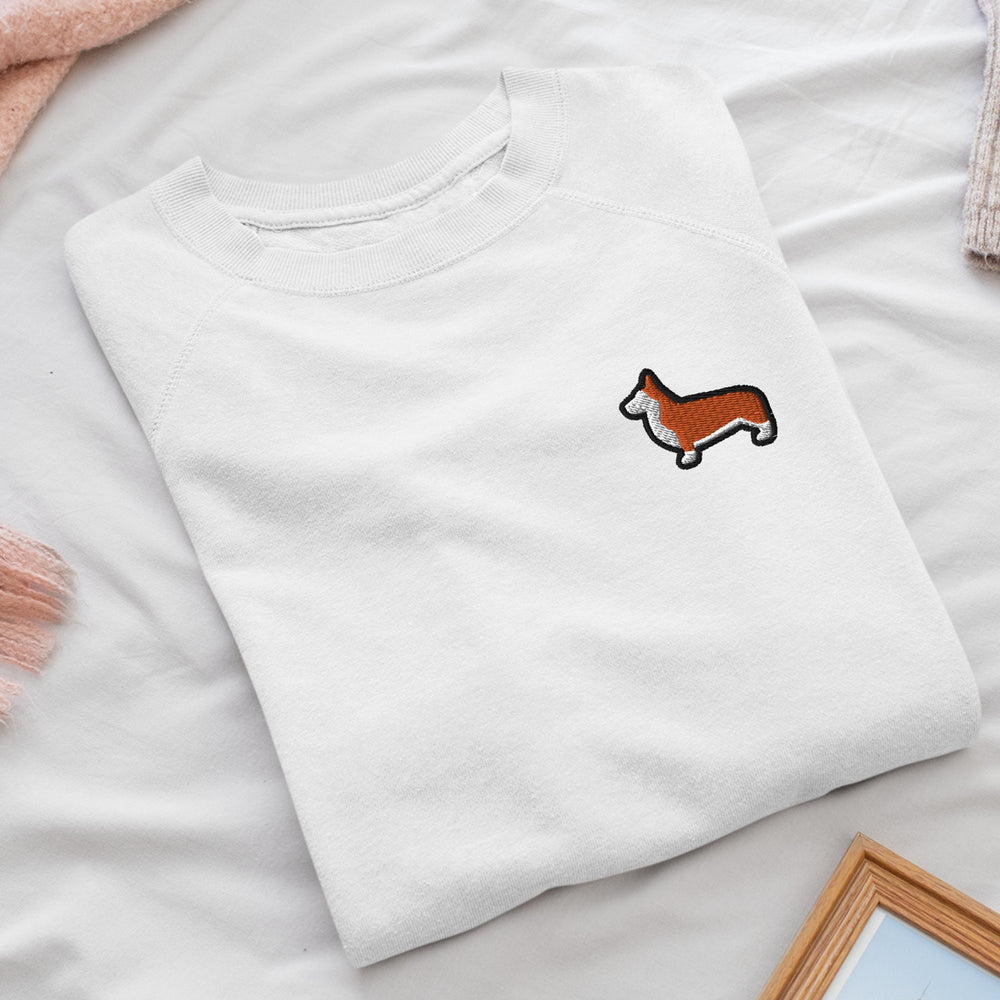 a t - shirt with a picture of a dog on it