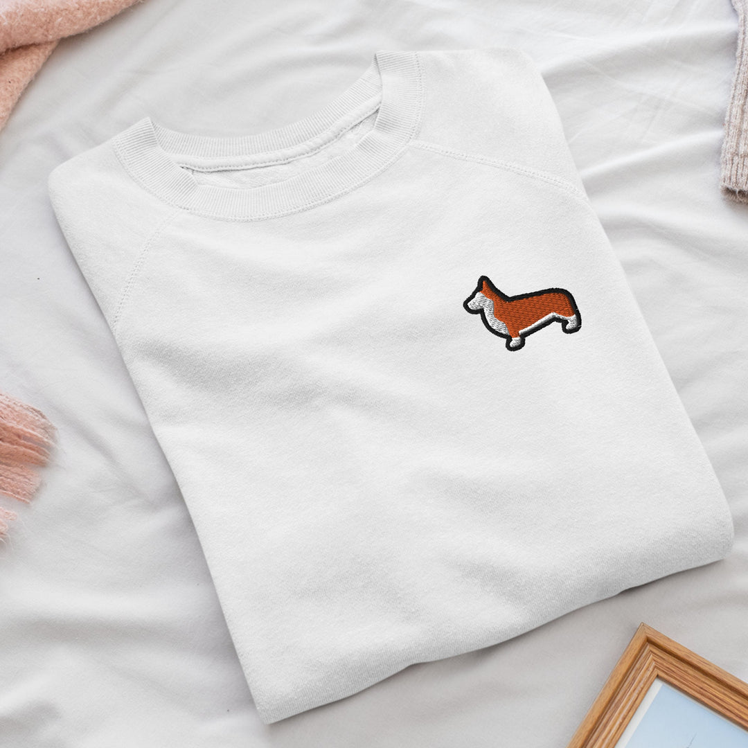 a t - shirt with a picture of a dog on it