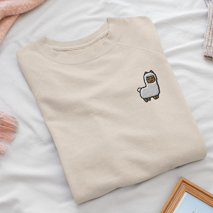 a t - shirt with a picture of an owl on it