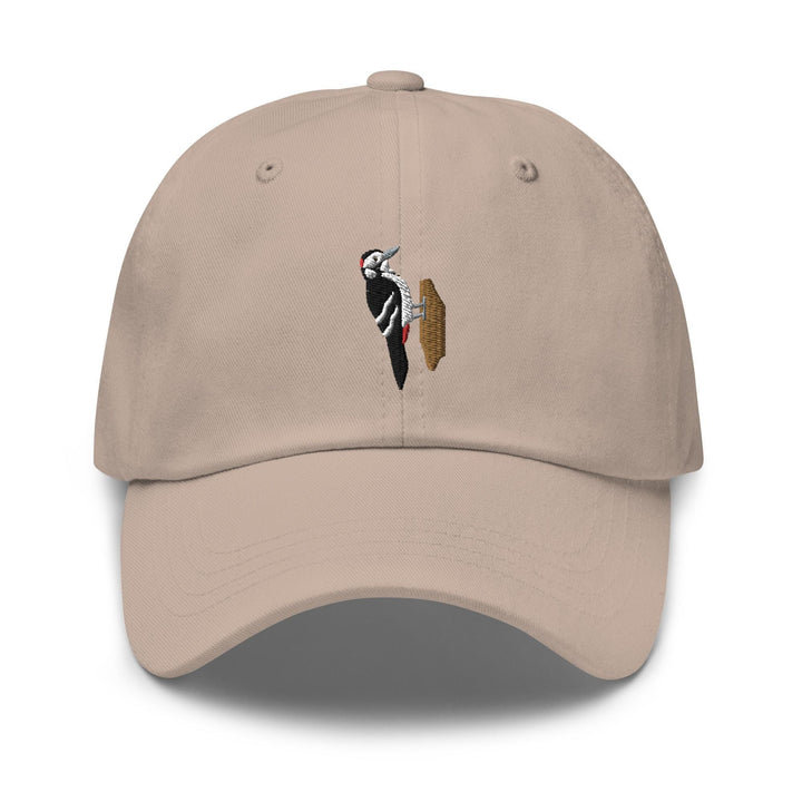 a baseball cap with a picture of a bird on it